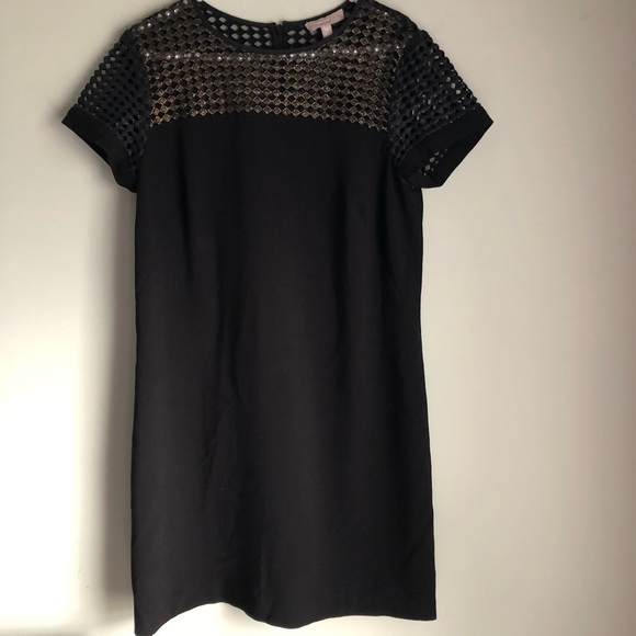 Banana Republic Dresses & Skirts - Banana Republic Black Shift Dress